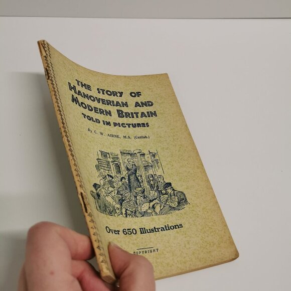 1950s Story of Hanoverian and Modern Britain Told in Pictures Illust History - Picture 2 of 8